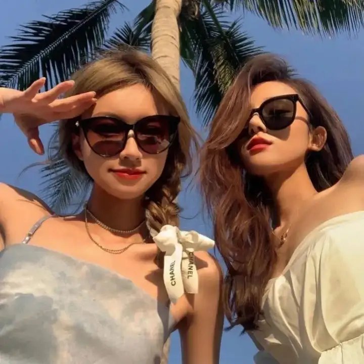 叫费德里柯多么奇怪